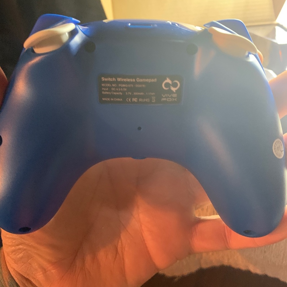 Vivefox Switch light controller. New in the box. Wireless pro controller - Picture 7 of 11
